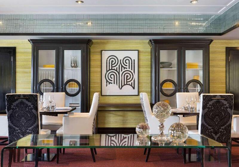 هتل St Moritz Queenstown   Mgallery By Sofitel