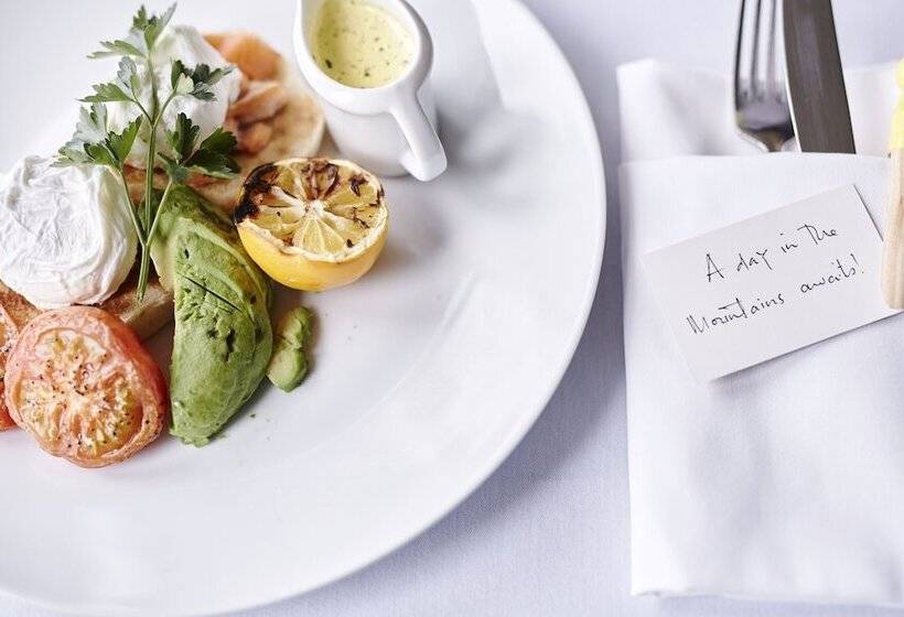 هتل St Moritz Queenstown   Mgallery By Sofitel