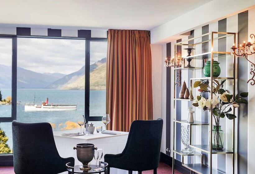 هتل St Moritz Queenstown   Mgallery By Sofitel