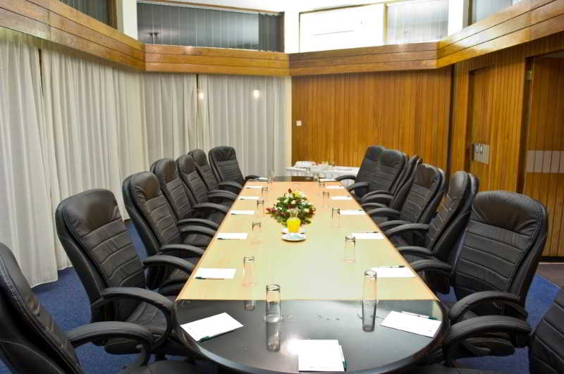 酒店 Sunbird Capital