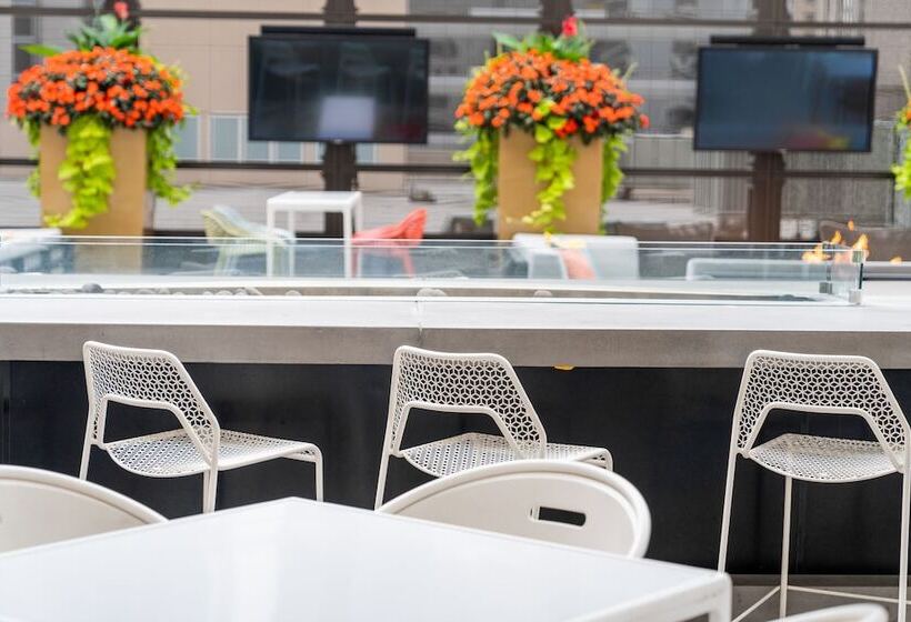 The Gwen, A Luxury Collection Hotel, Michigan Avenue Chicago