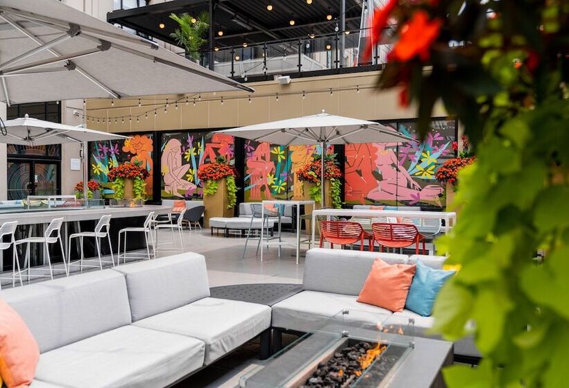 The Gwen, A Luxury Collection Hotel, Michigan Avenue Chicago