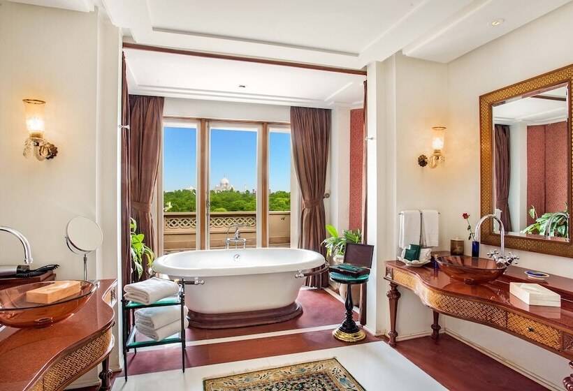 هتل The Oberoi Amarvilas Agra