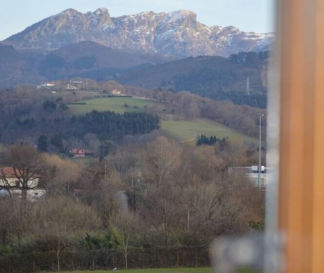 ホテル Usategieta