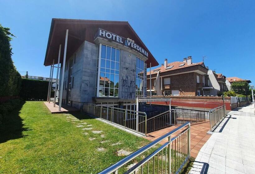 فندق Verdemar
