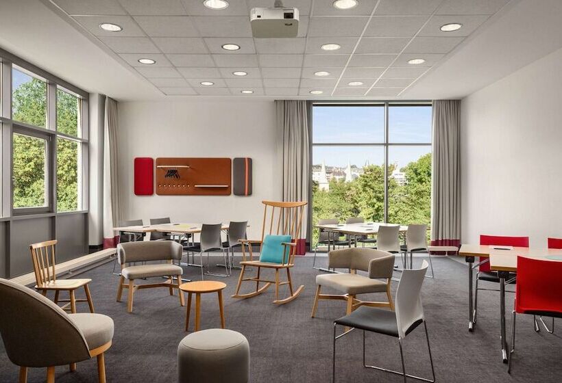 酒店 Vienna House Easy By Wyndham Wuppertal