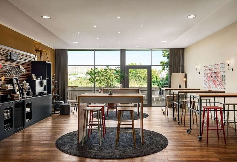 酒店 Vienna House Easy By Wyndham Wuppertal