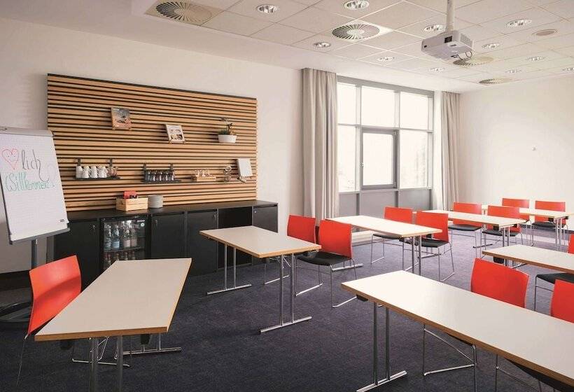 酒店 Vienna House Easy By Wyndham Wuppertal