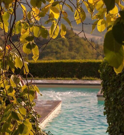 בית מלון כפרי Villa I Barronci Resort & Spa