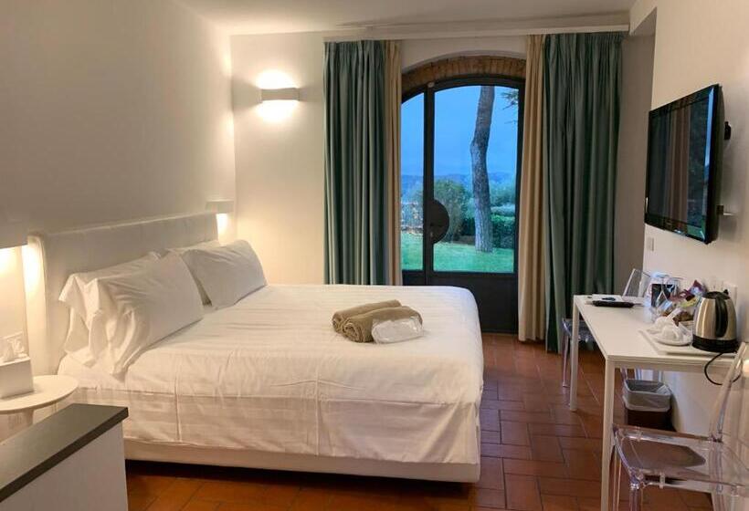 בית מלון כפרי Villa I Barronci Resort & Spa