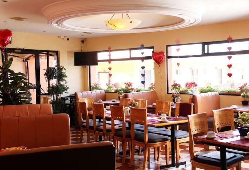 Отель Villa Las Rosas Tepic