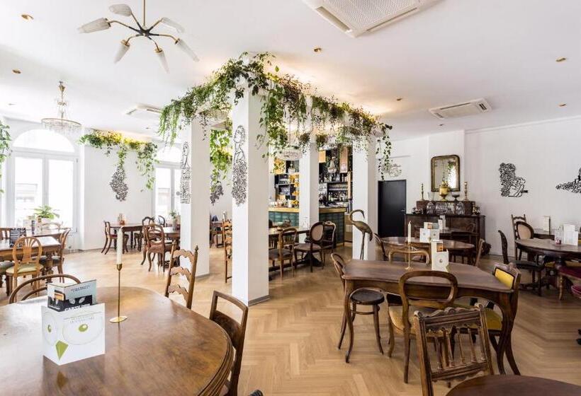 فندق VISIONAPARTMENTS Hôtel de Famille