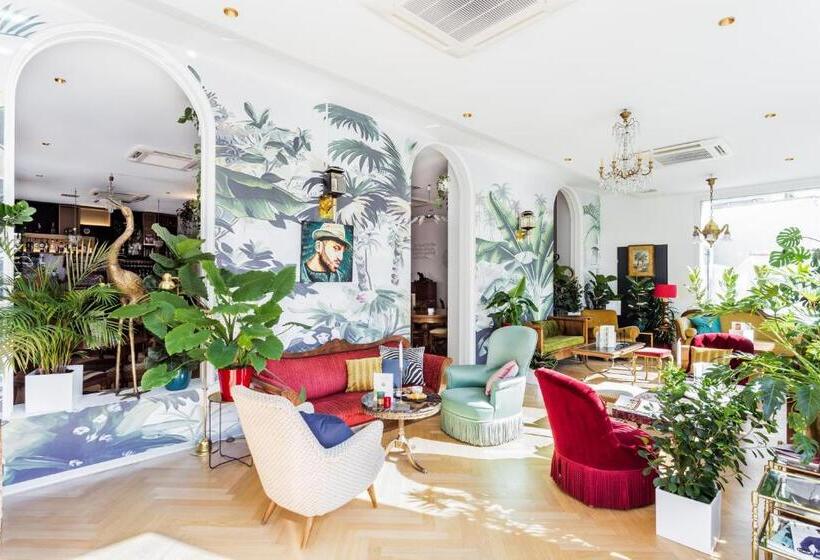 ホテル VISIONAPARTMENTS Hôtel de Famille