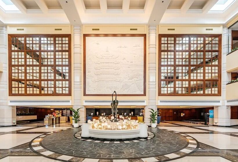 酒店 Voco Wuhan Xinhua, An Ihg