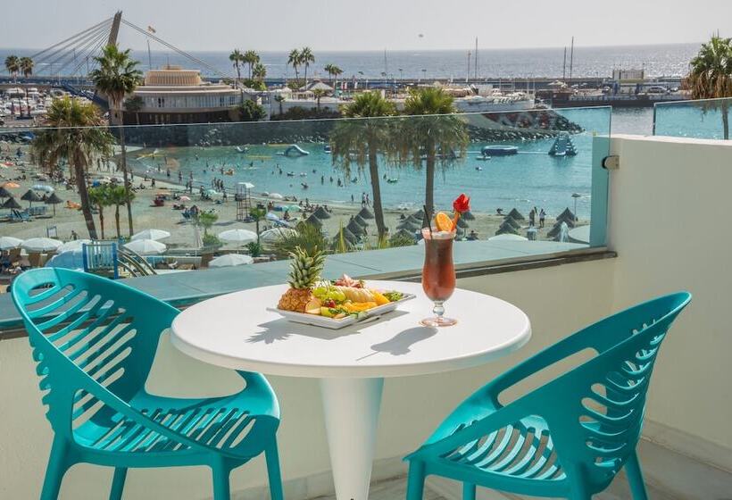 Hovima La Pinta Beachfront Family