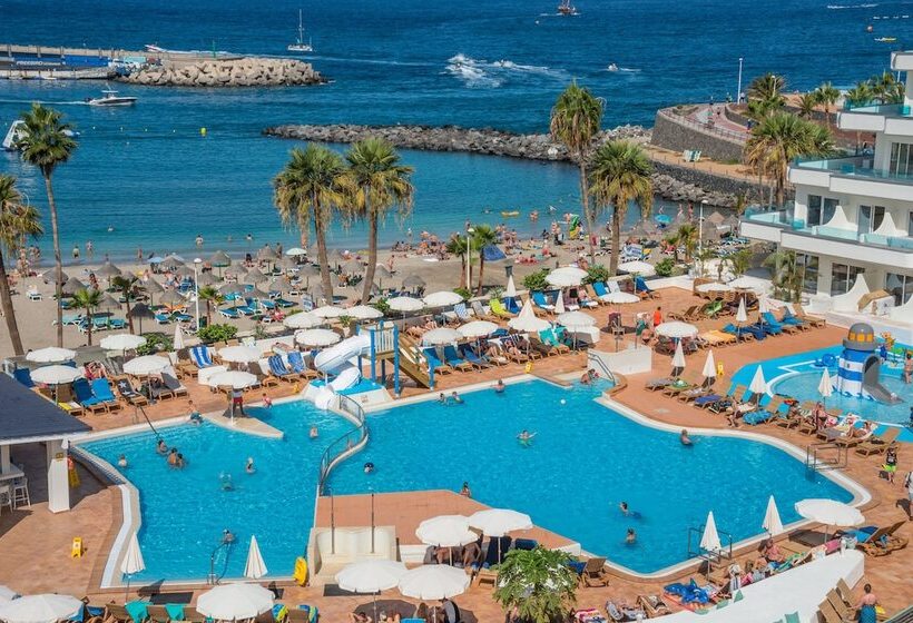 Hovima La Pinta Beachfront Family