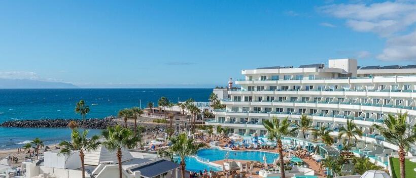 Hovima La Pinta Beachfront Family