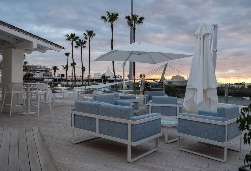 Hovima La Pinta Beachfront Family