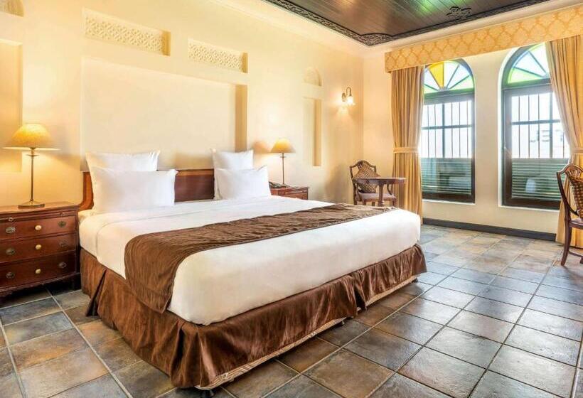 Novotel Bahrain Al Dana Resort