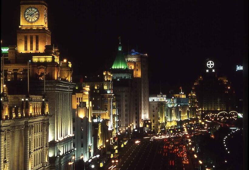 Novotel Atlantis Shanghai   Breakfast In The Clouds With River View In The Revolving Restaurant