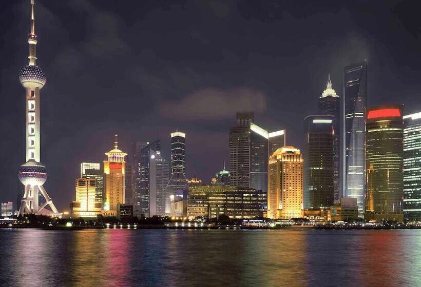 Novotel Atlantis Shanghai   Breakfast In The Clouds With River View In The Revolving Restaurant