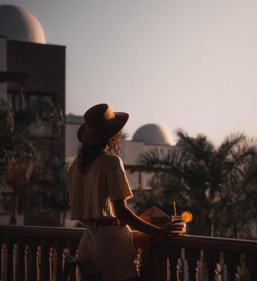 Princesa Yaiza Suite Hotel Resort