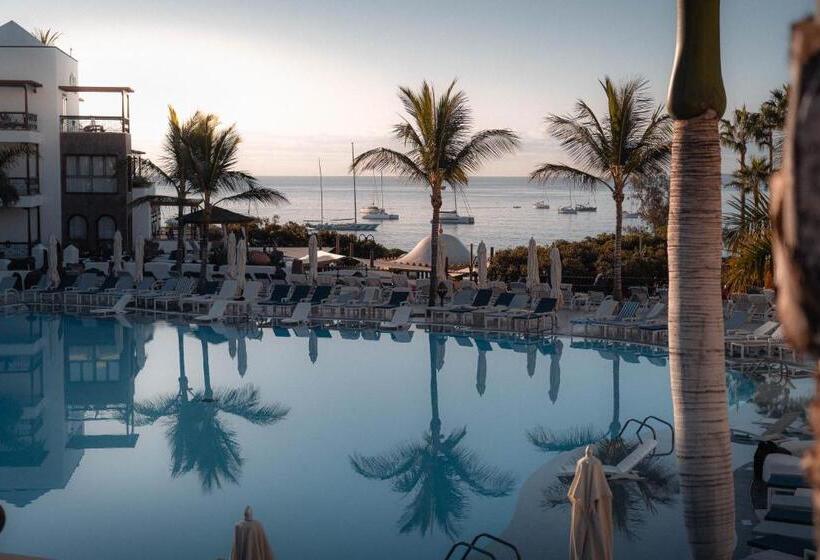 Princesa Yaiza Suite Hotel Resort