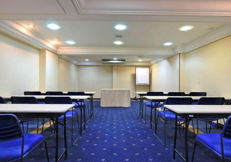 דירת נופש Mercure Curitiba Batel