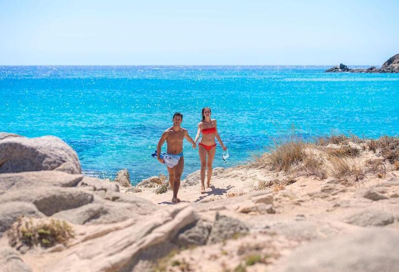 منتجع Chia Laguna   Hotel Village