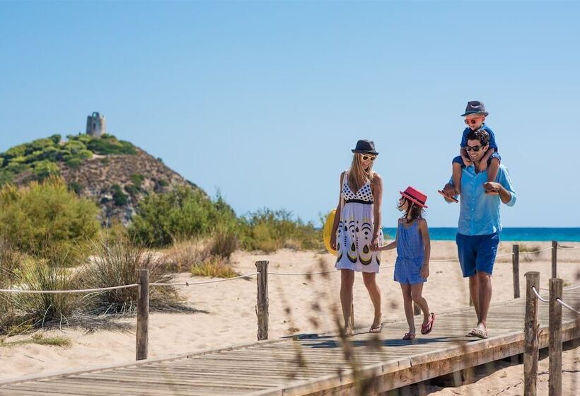 אתר נופש Chia Laguna   Hotel Village