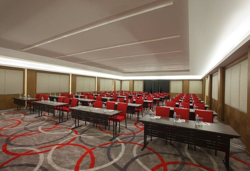 منتجع Le Méridien Kochi