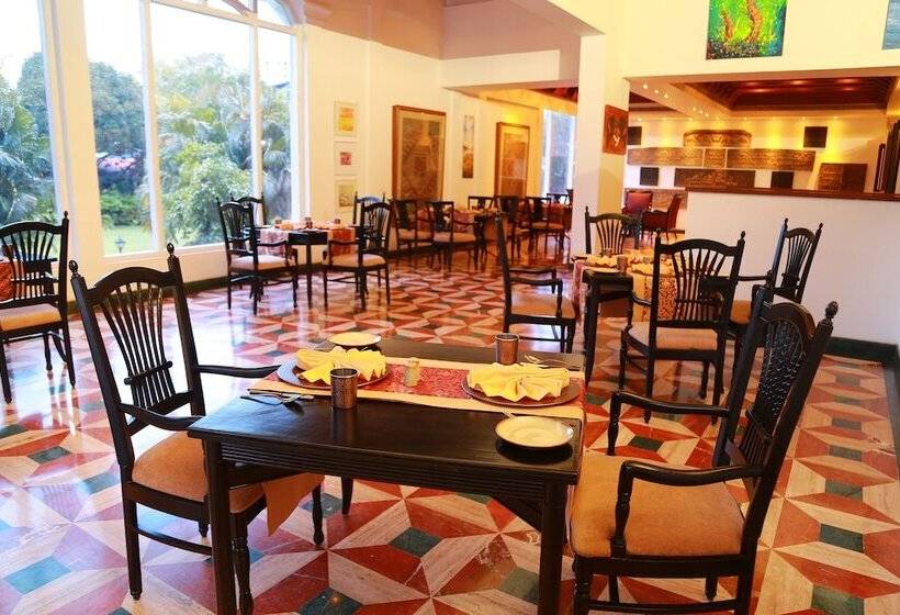 Курорт Le Méridien Kochi