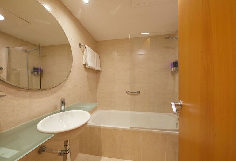 هتل Zurbarán Palma