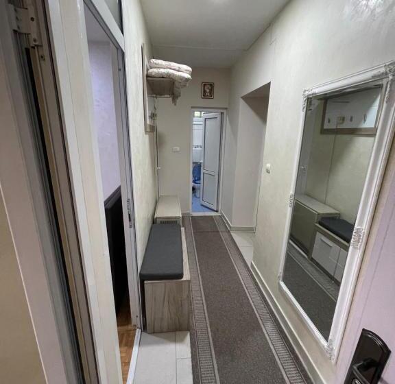 هاستل Apartmani Mv