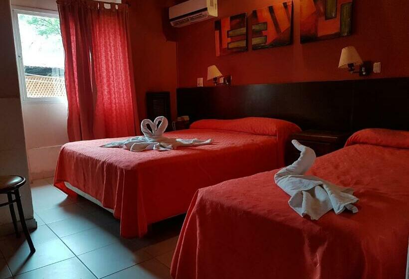 Apart Hotel Piscu Yaco