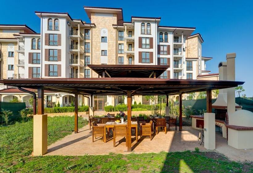 Apartments In Complex Poseidon