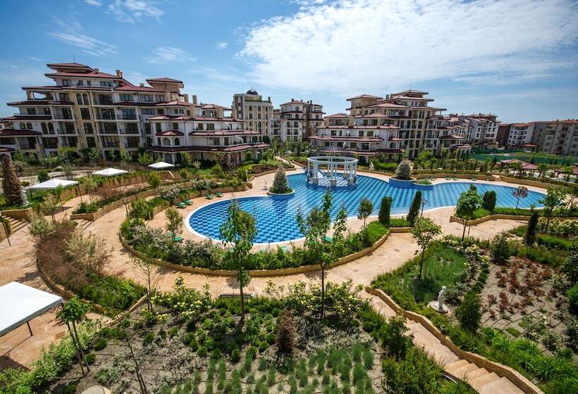 Apartments In Complex Poseidon