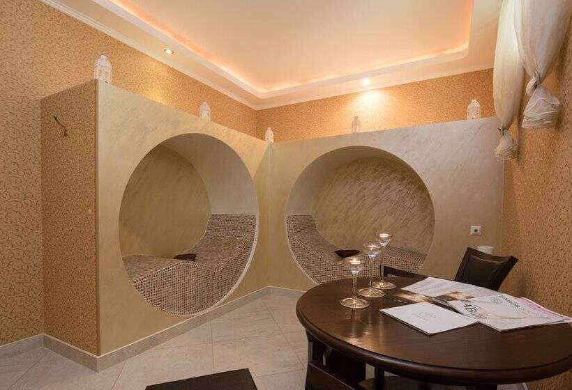 Apartments In Complex Poseidon