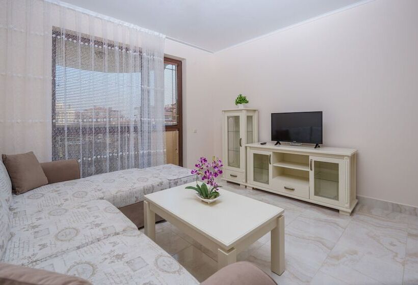 Apartments In Complex Poseidon