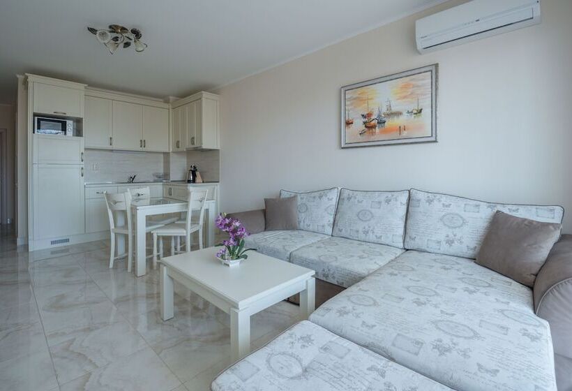 Apartments In Complex Poseidon