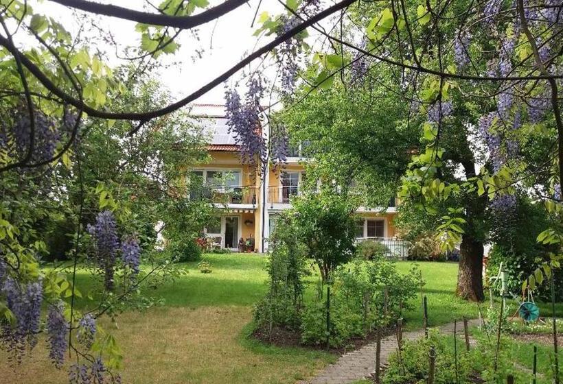 Appartementhaus Löwenzahn