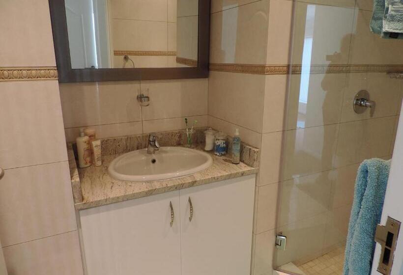 مبيت وإفطار Wave Dancer