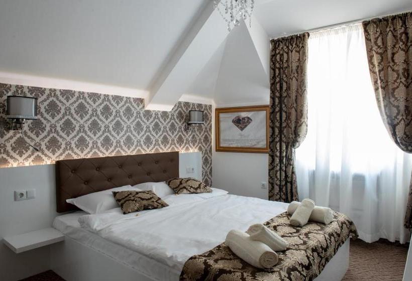 ホテル Antiques & Gold Boutique Guesthouse