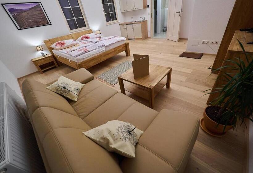 فندق Bioweingut Schmidl