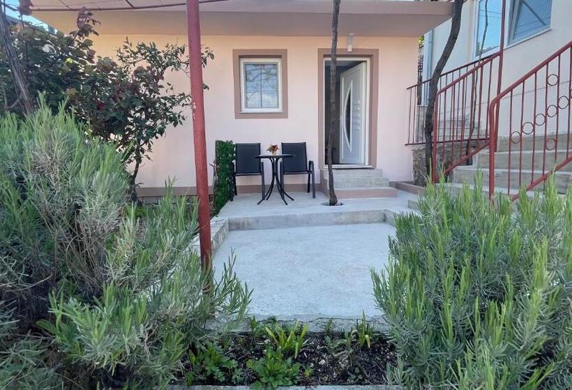پانسیون Apartman Mim