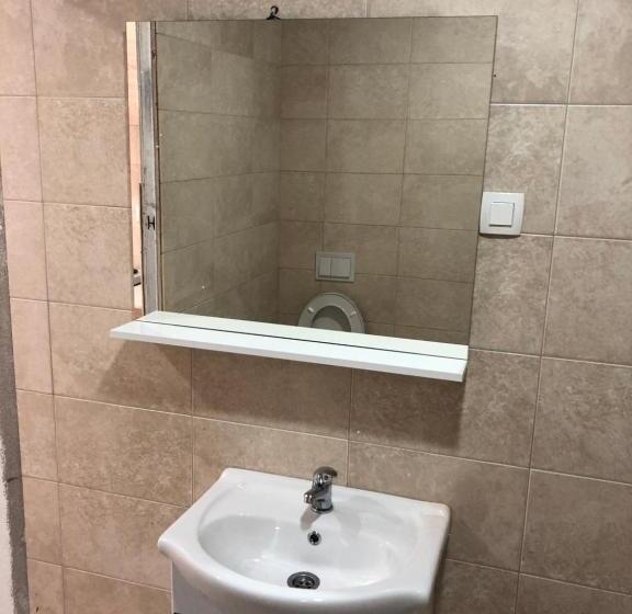 پانسیون Apartmani Maja