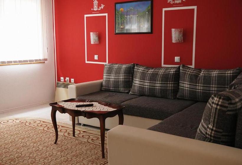 پانسیون Apartman Baron