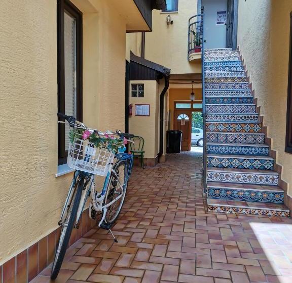 پانسیون Apartments Maria