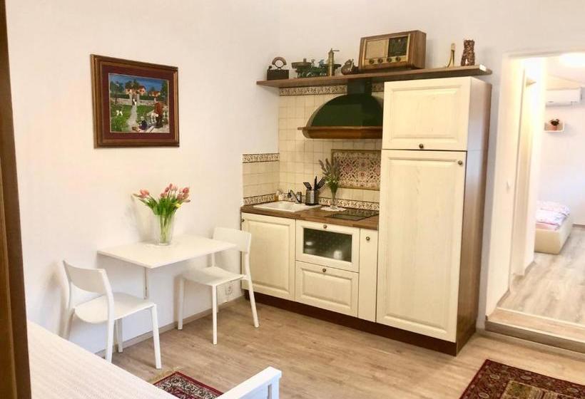 پانسیون Apartments Maria