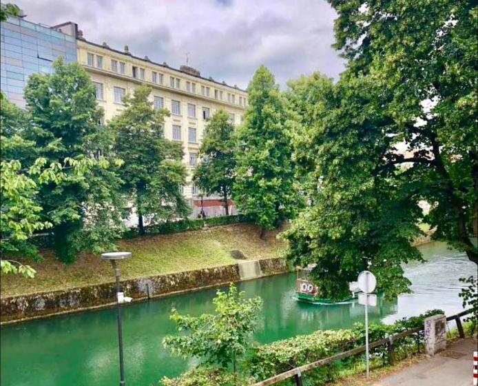 پانسیون Apartments Maria